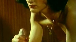 Skupinkový sex, orální sex a hardcore sex v italském retro filmu