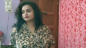 Hintli üniversiteli kız, HD videoda fahişeden tam bir gecelik ilişki alıyor