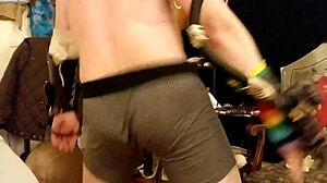 Sexy sólový výkon od horkého gay chlapa v spodním prádle