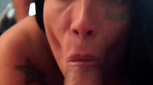 Ana Darks yang sensual menikmati pertemuan oral dan anal dengan facial di film dewasa Brasil ini