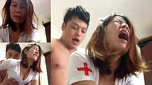 Китайская медсестра с большой грудью занимается внебрачным сексом